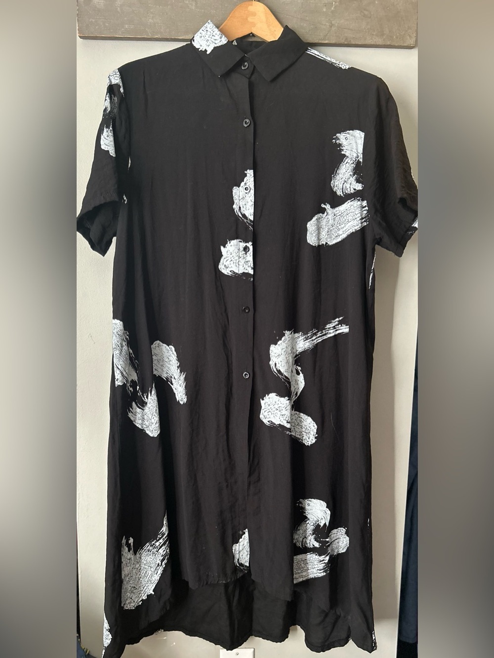 Knee length dress - Picture 2 of 9